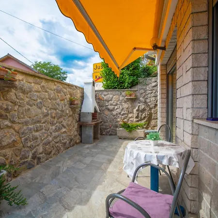 Holiday Koalas Nest & By Interhome Holiday home *